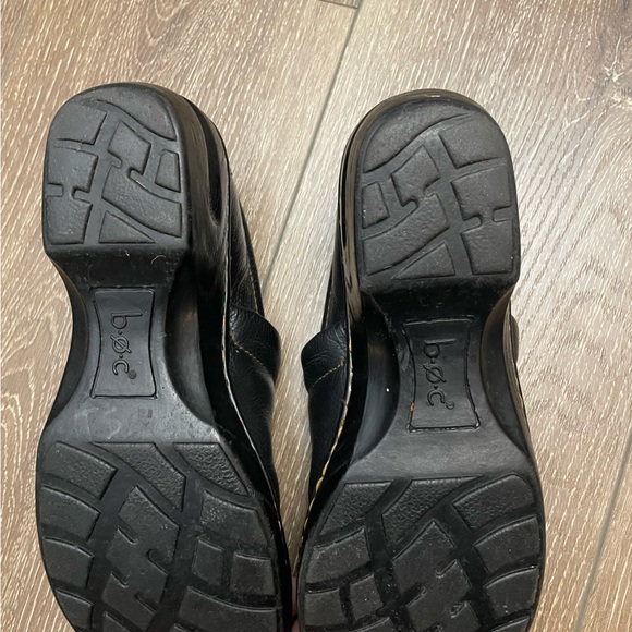 BOC Born Womens Leather Wedge Clogs Shoes size 9.5M - Picture 6 of 6